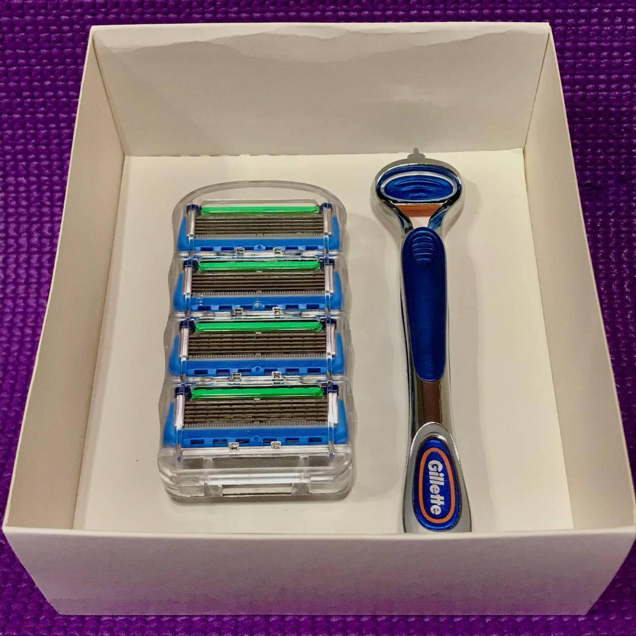 Gillette Fusion Proglide Power 4 шт. БЕЗ УПАКОВКИ (джилет фьюжн проглайд павер) кассеты для бритья
Gillette Fusion Proglide Power 4 шт. БЕЗ УПАКОВКИ (джилет фьюжн проглайд павер) кассеты для бритья