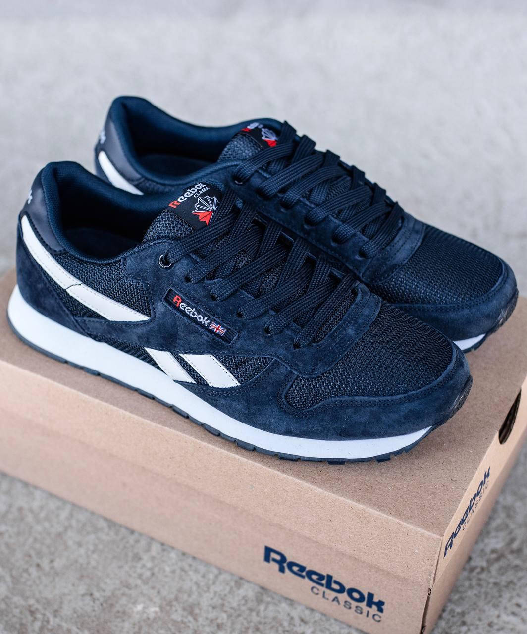 Мужские кроссовки Reebok замш/текстиль синие Чоловічі кросівки рібук Reebok сині замш, Синий
Мужские кроссовки Reebok замш/текстиль синие Чоловічі кросівки рібук Reebok сині замш, Синий