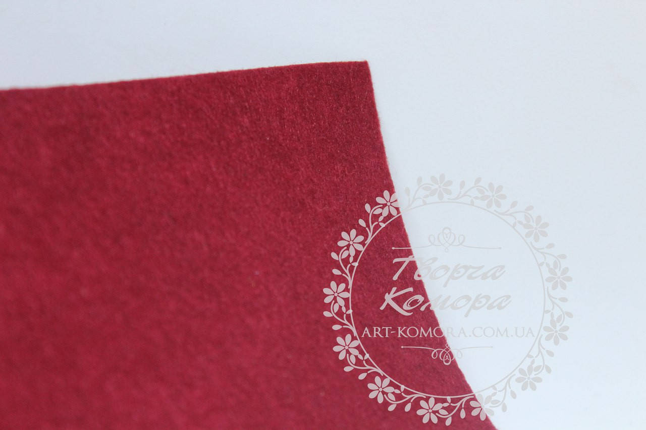 Фетр бордо, (цвет- светлее, чем на фото) 20 * 30 см, толщина 1 мм.
Фетр бордо, (цвет- светлее, чем на фото) 20 * 30 см, толщина 1 мм.