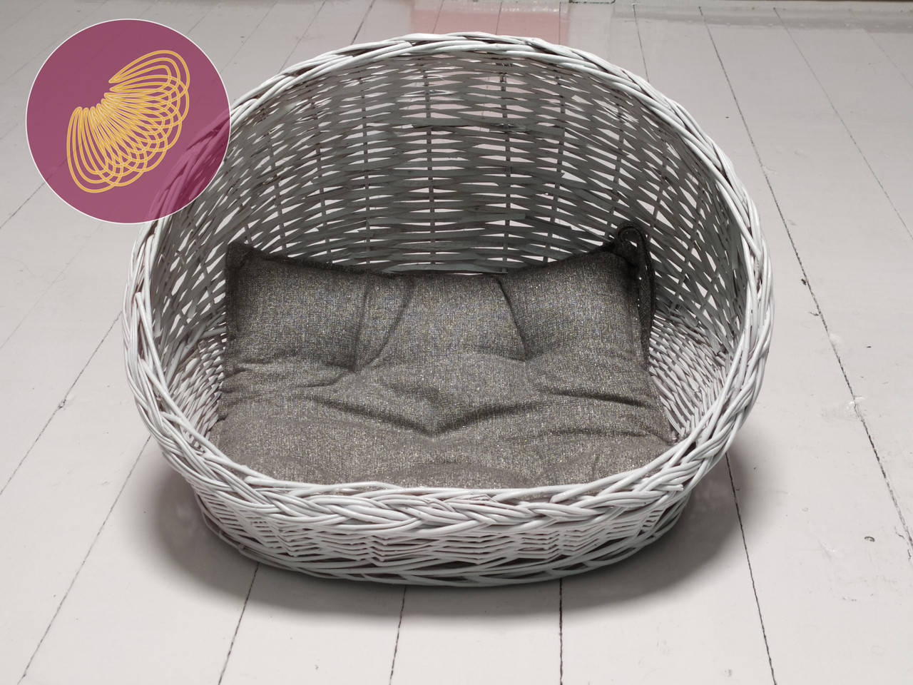 Лежак для кота из натуральной лозы белый 
Лежак для кота из натуральной лозы белый