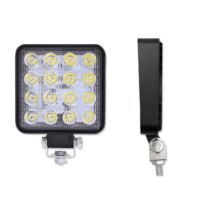 Светодиодная квадратная фара 12-24V 48W 6000K (8,5х8,5см) LED квадратные фары на авто, трактор, мотоцикл
Светодиодная квадратная фара 12-24V 48W 6000K (8,5х8,5см) LED квадратные фары на авто, трактор, мотоцикл