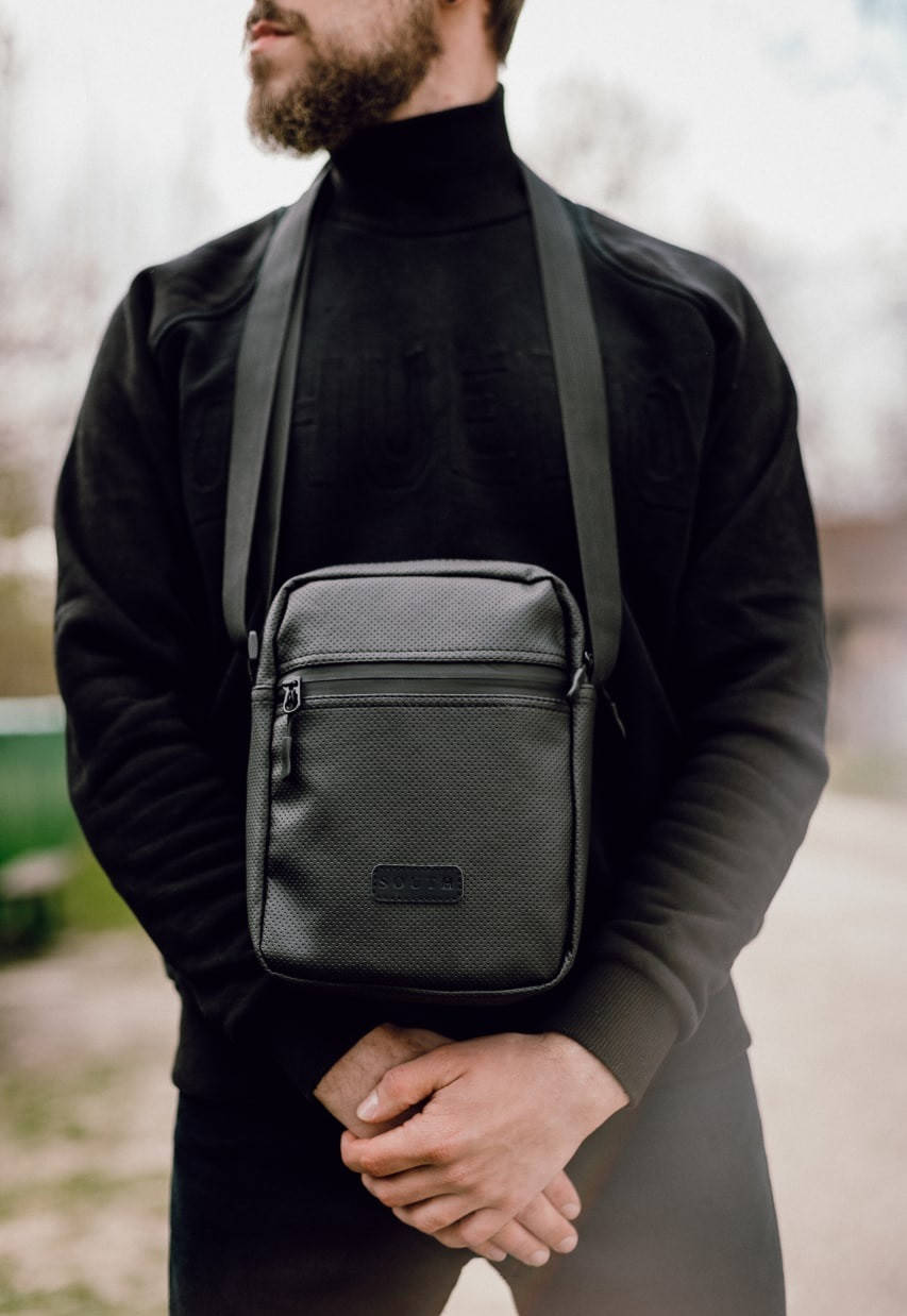 Мужская кожаная сумка через плечо черная для документов, Мужские сумки мессенджеры экокожа однотонная, Черный
Мужская кожаная сумка через плечо черная для документов, Мужские сумки мессенджеры экокожа однотонная, Черный