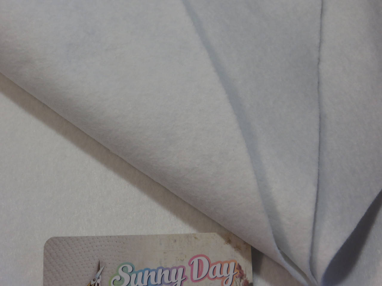 Фетр мягкий, цвет - белый
Фетр мягкий, цвет - белый