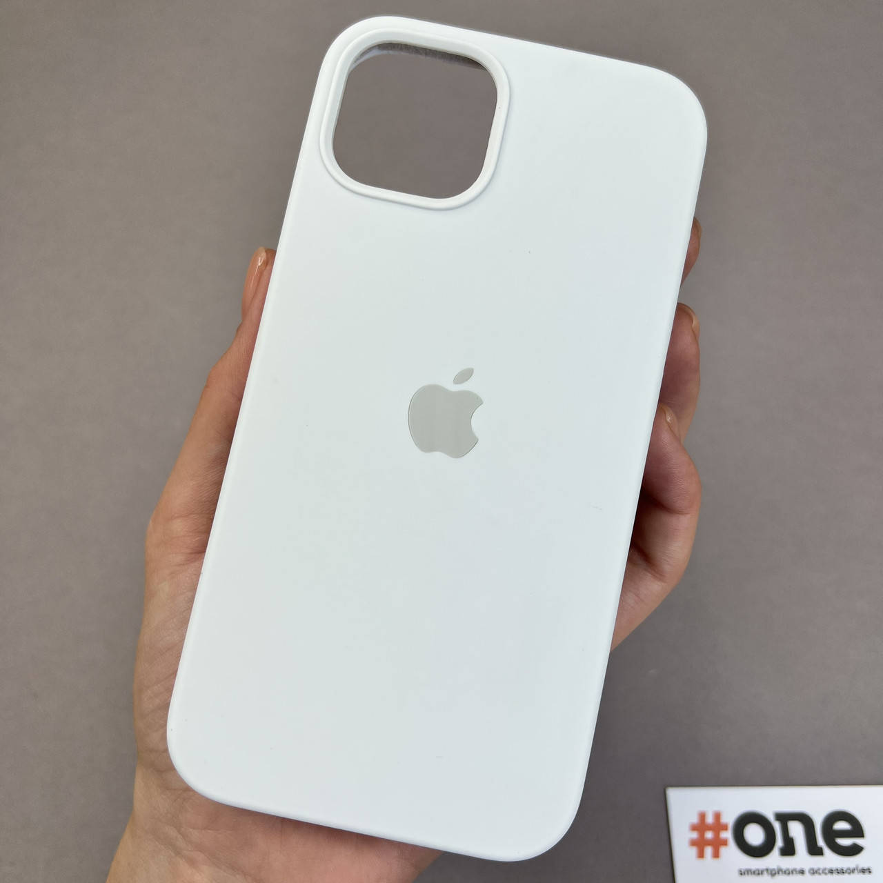 Чехол для iPhone 13 с микрофиброй с закрытым низом чехол на телефон айфон 13 белый 09 H5P
Чехол для iPhone 13 с микрофиброй с закрытым низом чехол на телефон айфон 13 белый 09 H5P