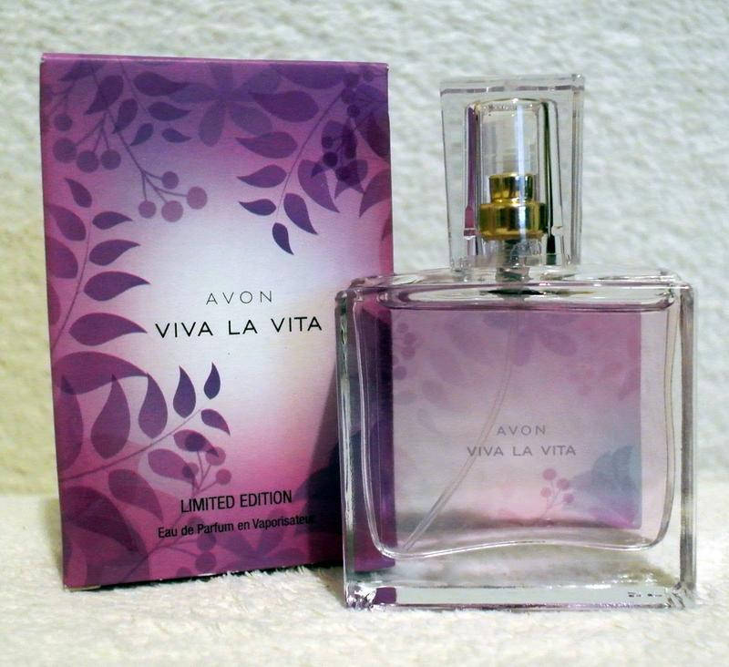 Парфюмная вода Viva la Vita Avon (духи Вива ла Вита Эйвон) 30 мл 
Парфюмная вода Viva la Vita Avon (духи Вива ла Вита Эйвон) 30 мл
