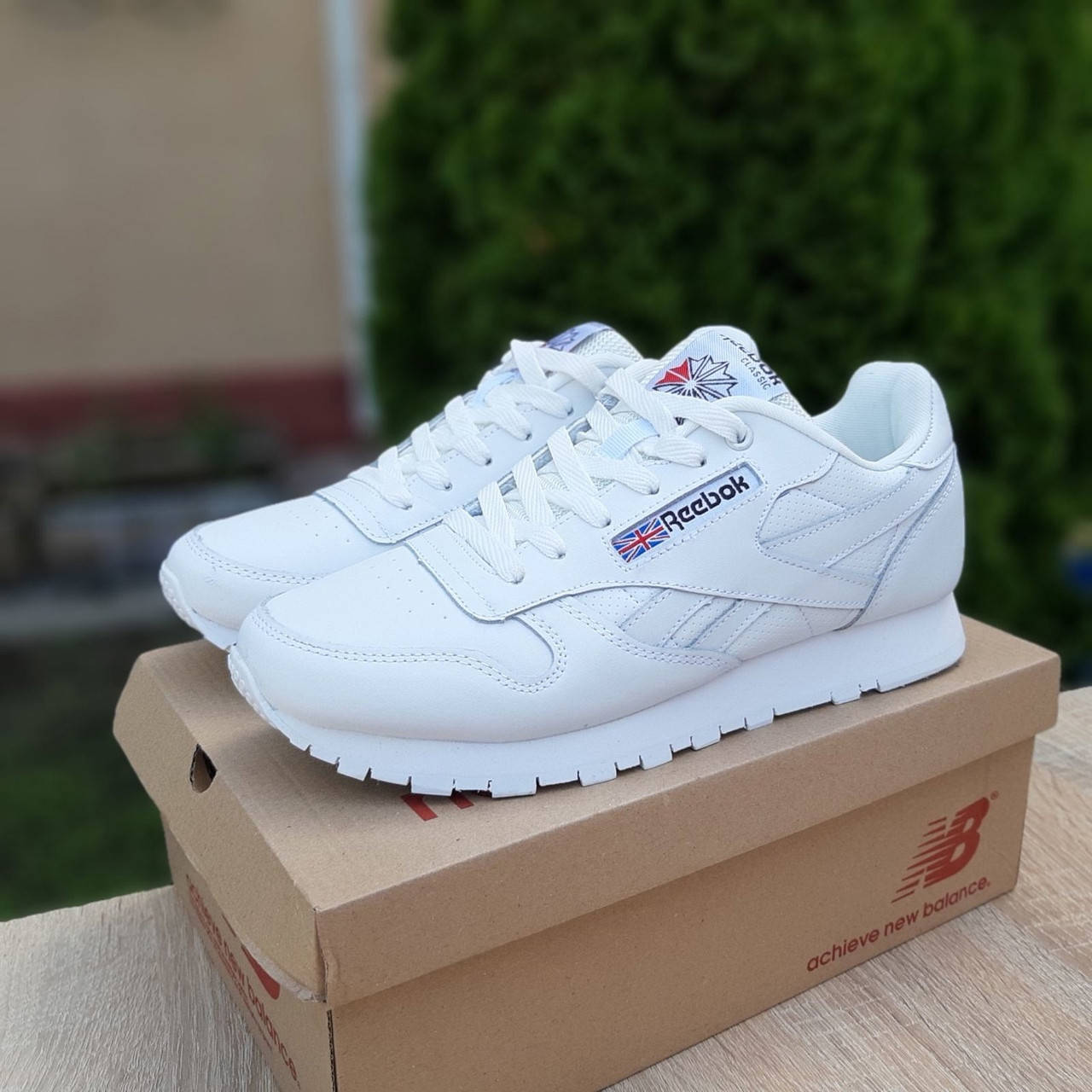 Reebok Classic мужские демисезонные белые кроссовки на шнурках. Весенние мужские кожаные кроссы 42, Белый
Reebok Classic мужские демисезонные белые кроссовки на шнурках. Весенние мужские кожаные кроссы 42, Белый