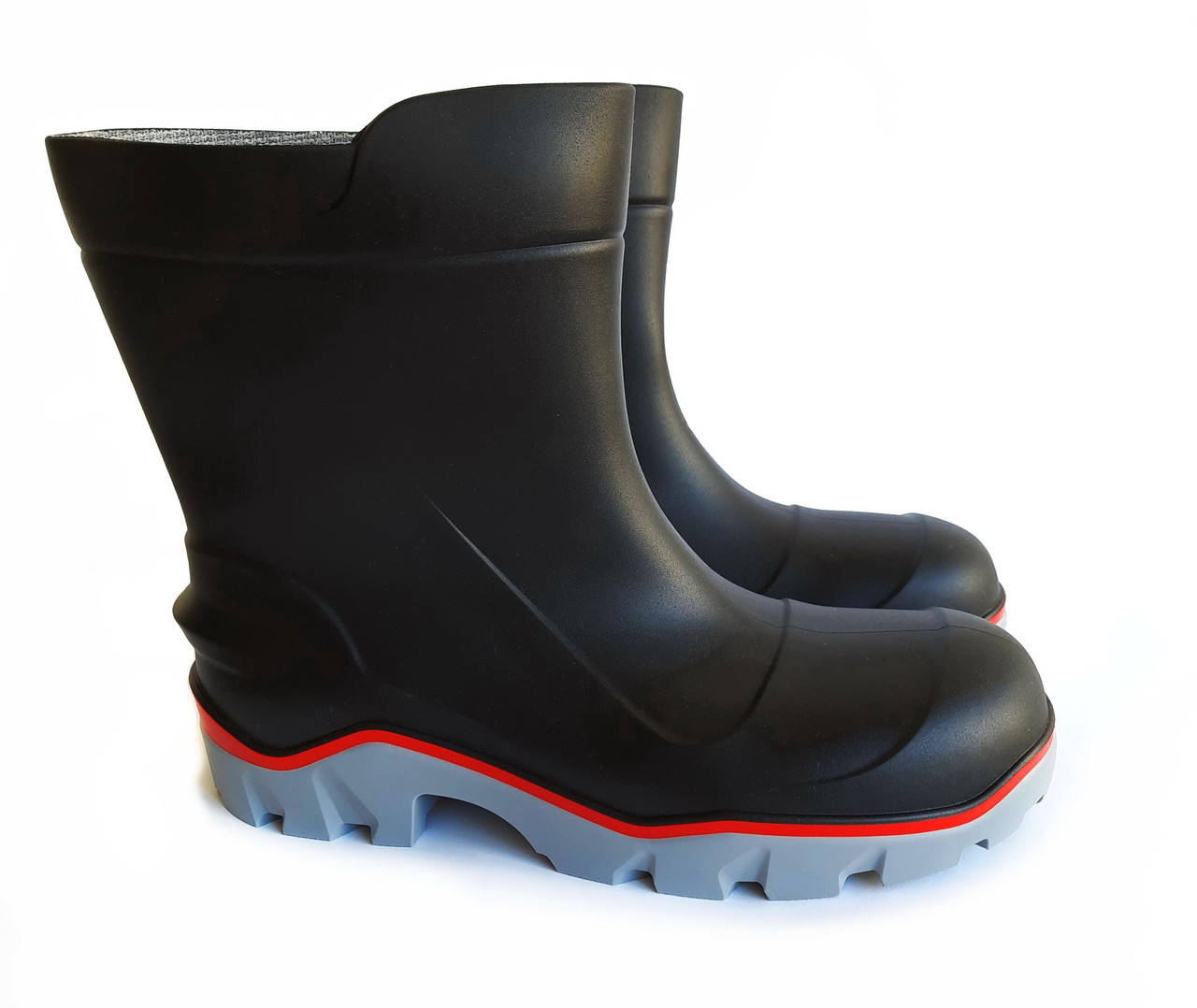 Мужские резиновые сапоги короткие черные, Черный
Мужские резиновые сапоги короткие черные, Черный