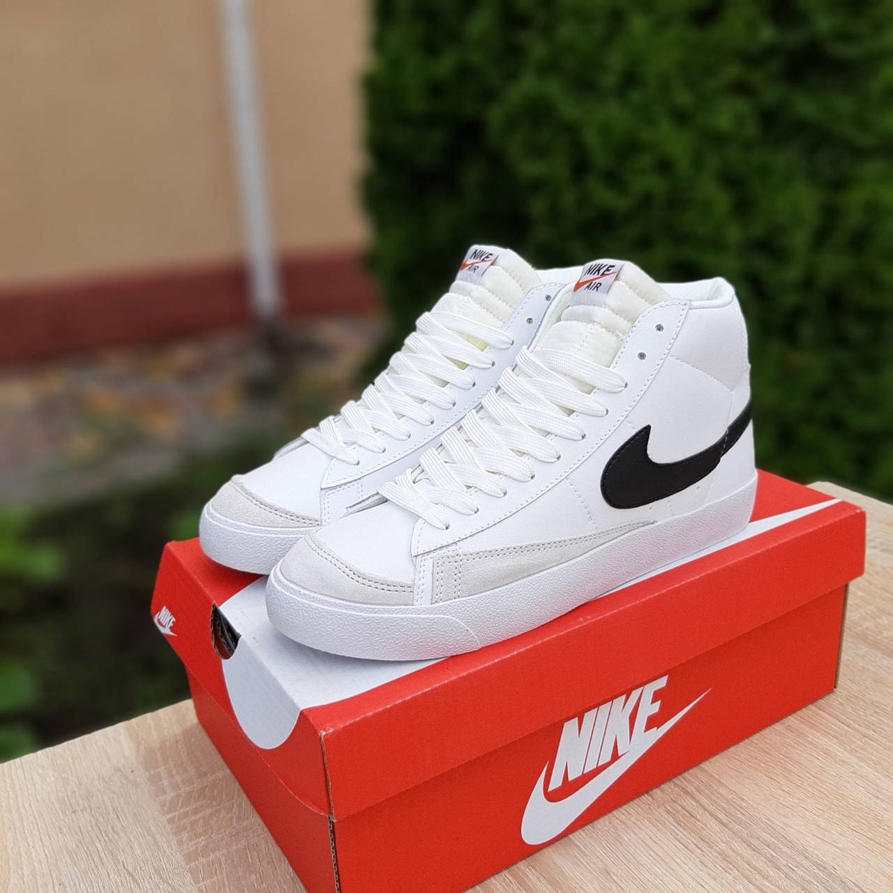 N1ke Blazer Mid белые с черным мужские демисезонные кроссовки.Лето/осень/весна, мужские кроссовки на шнурках 42, Белый
N1ke Blazer Mid белые с черным мужские демисезонные кроссовки.Лето/осень/весна, мужские кроссовки на шнурках 42, Белый
