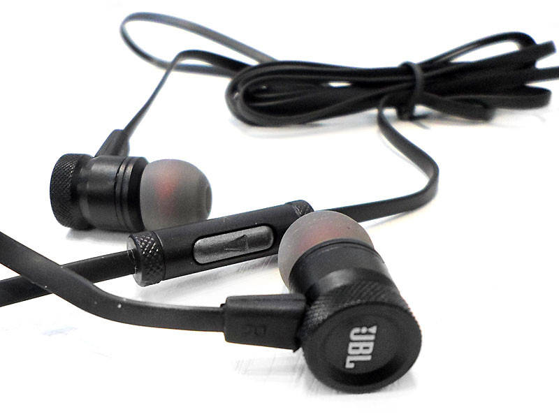 Наушники вакуумные с микрофоном металл JBL E18 200шт 8222 
Наушники вакуумные с микрофоном металл JBL E18 200шт 8222