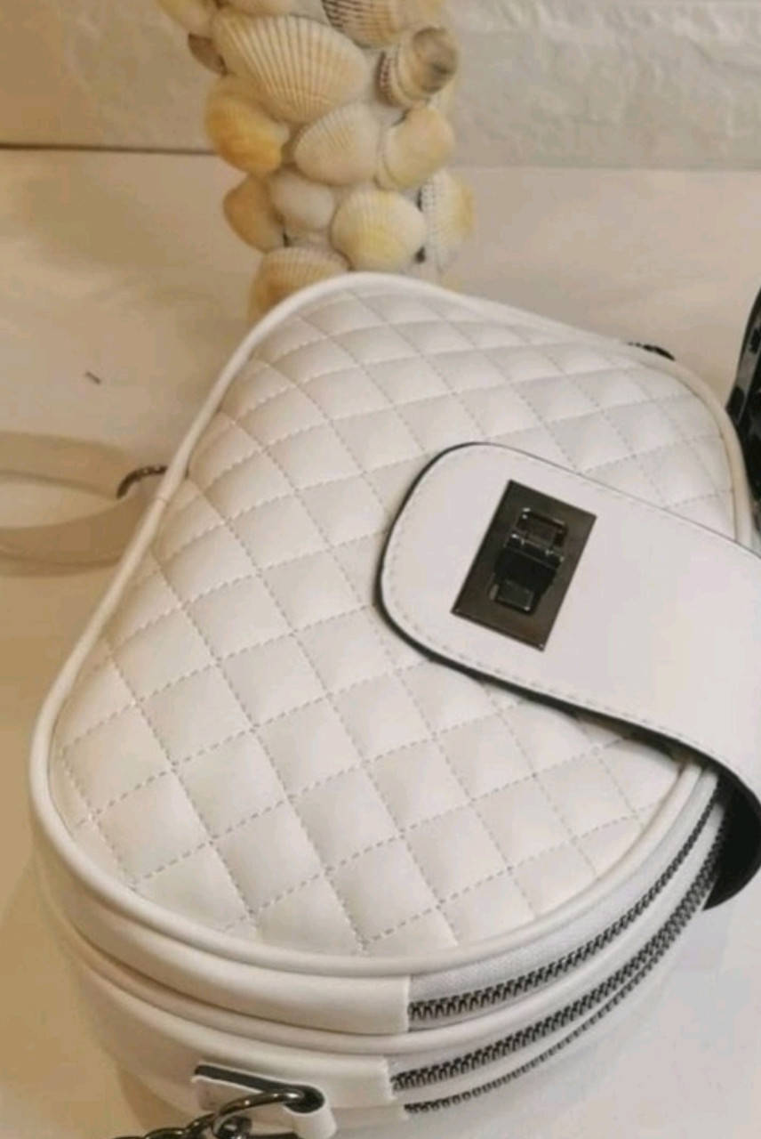 Сумка кросс-боди 24*17 (2цв) "David Bags" недорого от поставщика
Сумка кросс-боди 24*17 (2цв) "David Bags" недорого от поставщика