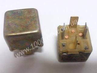 Реле стартера 4-х конт. 30А (Точмаш) 113.3747-10 
Реле стартера 4-х конт. 30А (Точмаш) 113.3747-10