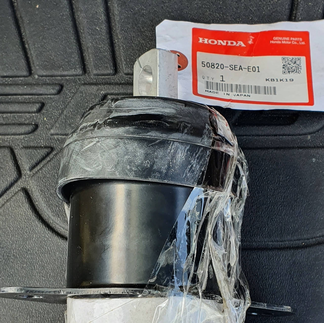 Подушка двигателя, Honda, 50820-SEA-E01.
Подушка двигателя, Honda, 50820-SEA-E01.