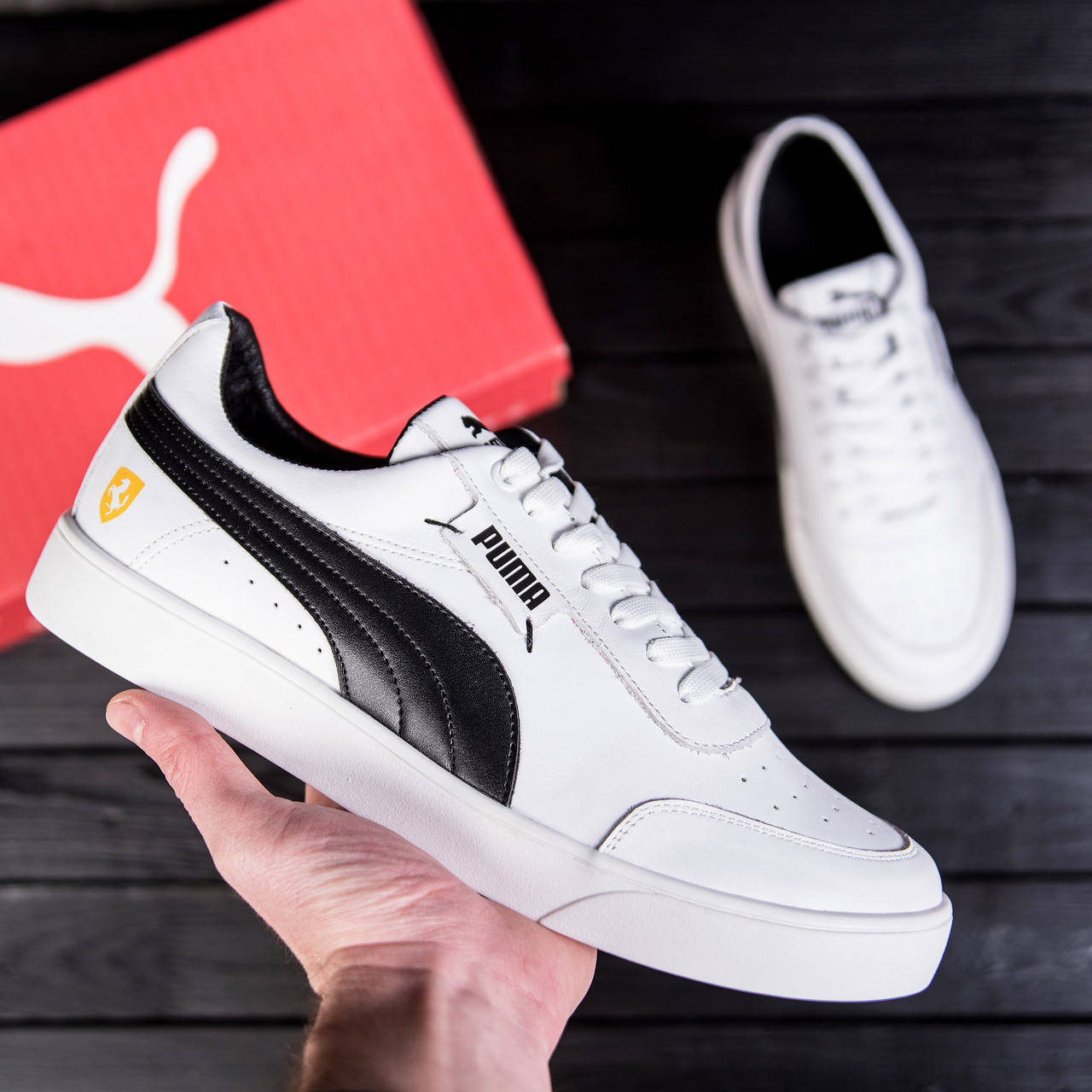 Мужские кожаные кроссовки/ кеды Puma Ferrari весна/осень (натуральная кожа) белые 42, Белый
Мужские кожаные кроссовки/ кеды Puma Ferrari весна/осень (натуральная кожа) белые 42, Белый