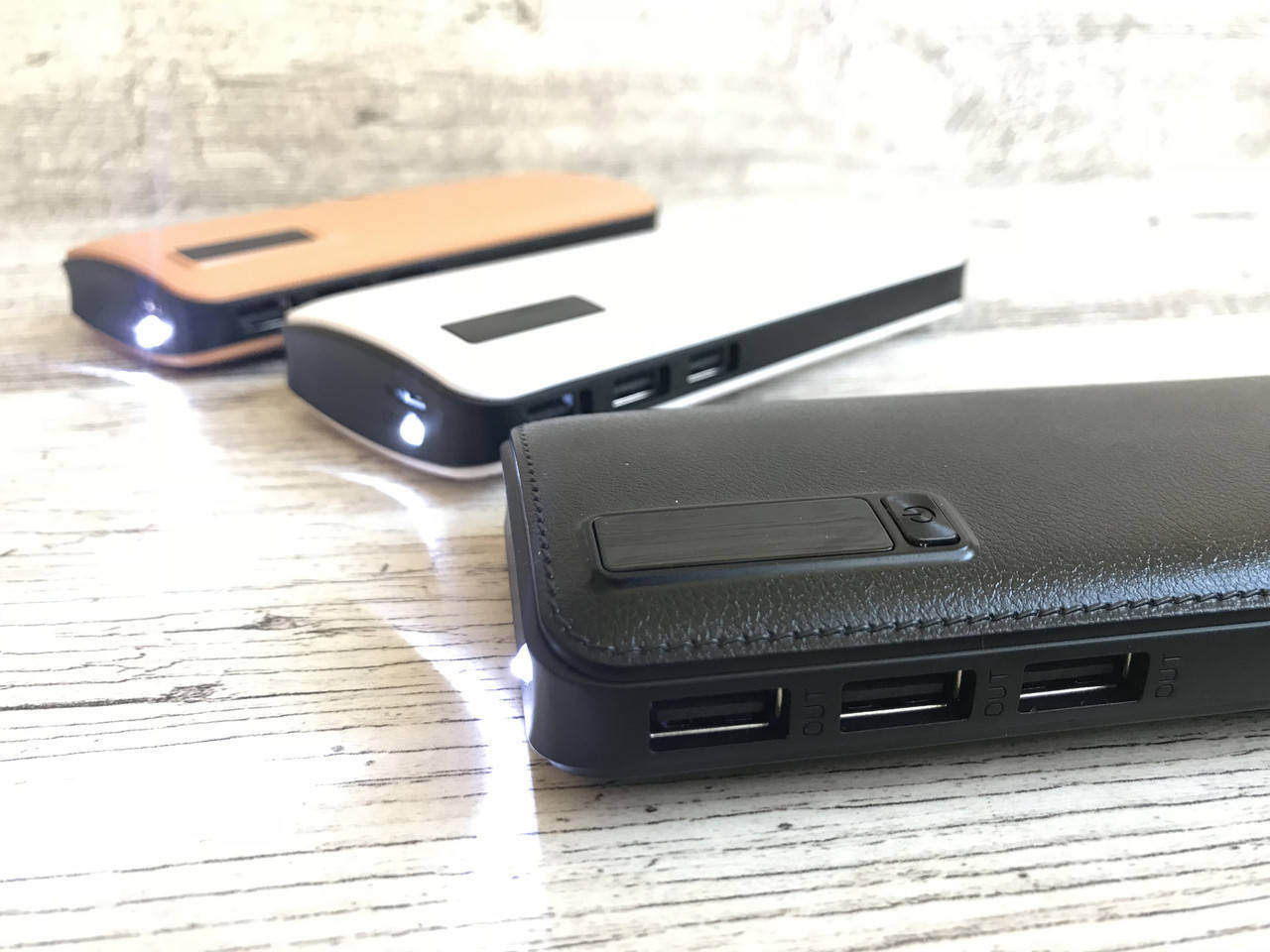 Портативная батарея Powerbank 40000mAh. Внешний аккумулятор Power bank, повербанк, повер банк зарядк
Портативная батарея Powerbank 40000mAh. Внешний аккумулятор Power bank, повербанк, повер банк зарядк