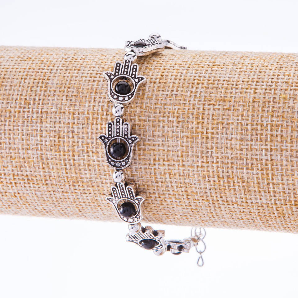 Браслет "Ладонь Фатимы" черная бусина L-17-21см
Браслет "Ладонь Фатимы" черная бусина L-17-21см