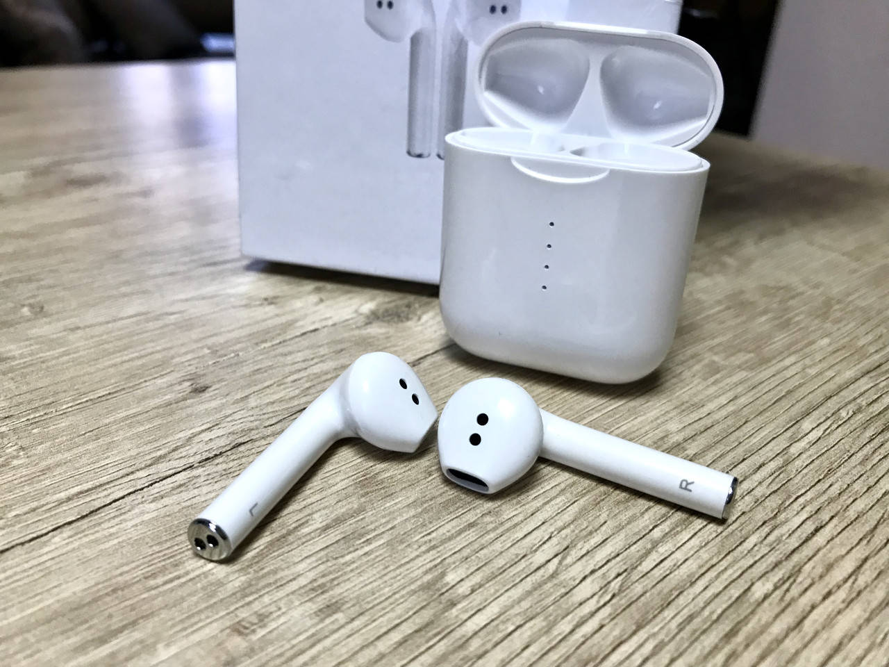 Беспроводные сенсорные блютуз наушники TWS V8 для IPhone, Samsung, Xiaomi и других, Белый
Беспроводные сенсорные блютуз наушники TWS V8 для IPhone, Samsung, Xiaomi и других, Белый