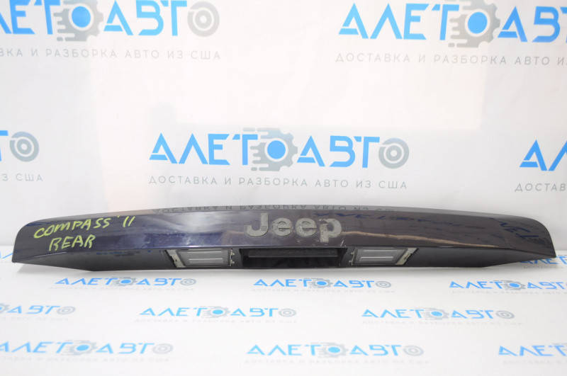 Молдинг двери багажника Jeep Compass 11-16 без хрома с подсветкой номера и ручкой 5LV00GTWAC Джип Компас 2011
Молдинг двери багажника Jeep Compass 11-16 без хрома с подсветкой номера и ручкой 5LV00GTWAC Джип Компас 2011