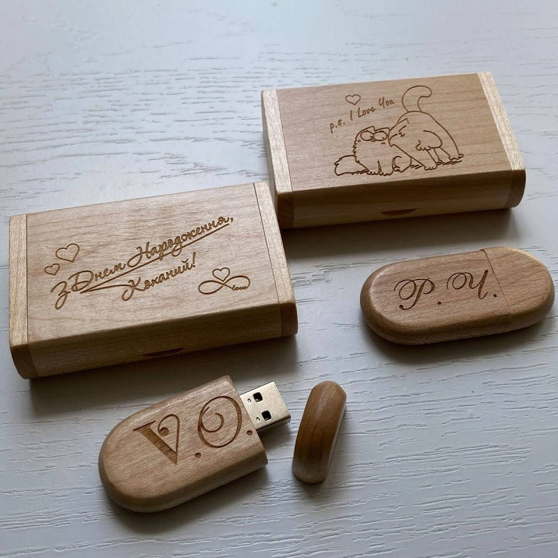 Флешка USB из натурального дерева в шкатулке с индивидуальной гравировкой от "SKINWOOD" FD-001 16 ГБ, Флешка, Коричневый
Флешка USB из натурального дерева в шкатулке с индивидуальной гравировкой от "SKINWOOD" FD-001 16 ГБ, Флешка, Коричневый