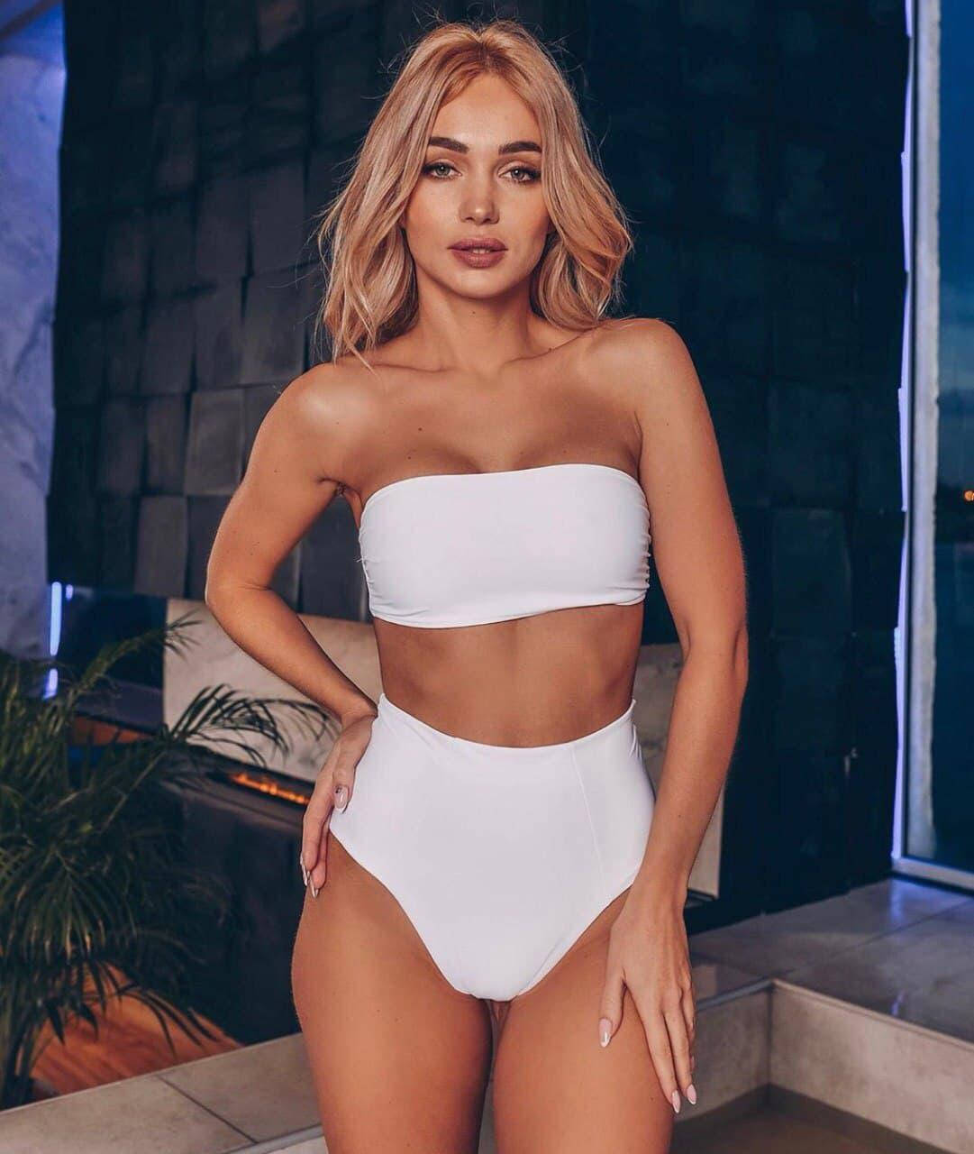 Модный женский раздельный купальник бандо белый