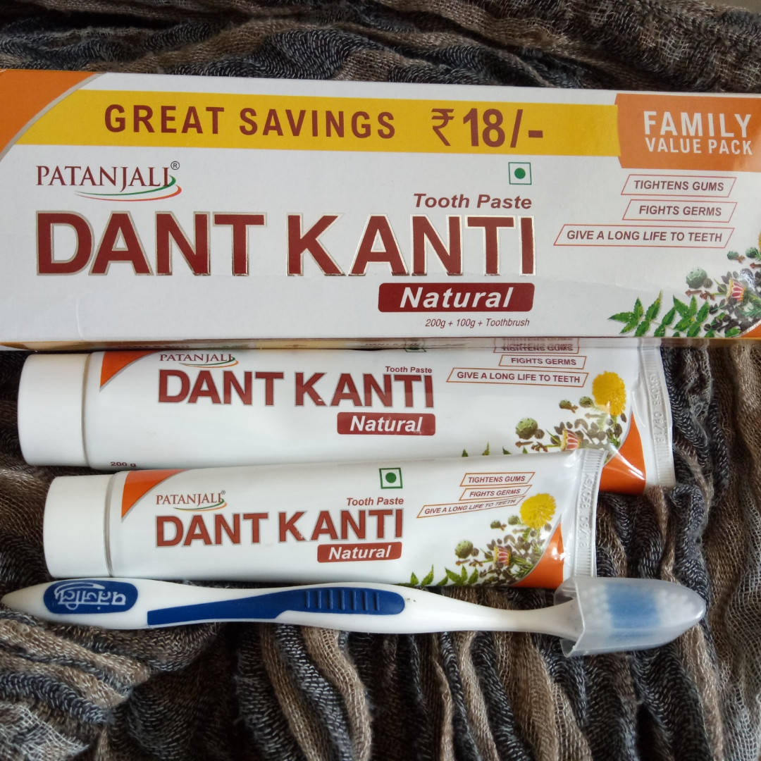 Зубная паста Дант Канти Натурал, Toothpaste Patanjali Dant Kanti Natural, 200г +100г + щетка
Зубная паста Дант Канти Натурал, Toothpaste Patanjali Dant Kanti Natural, 200г +100г + щетка