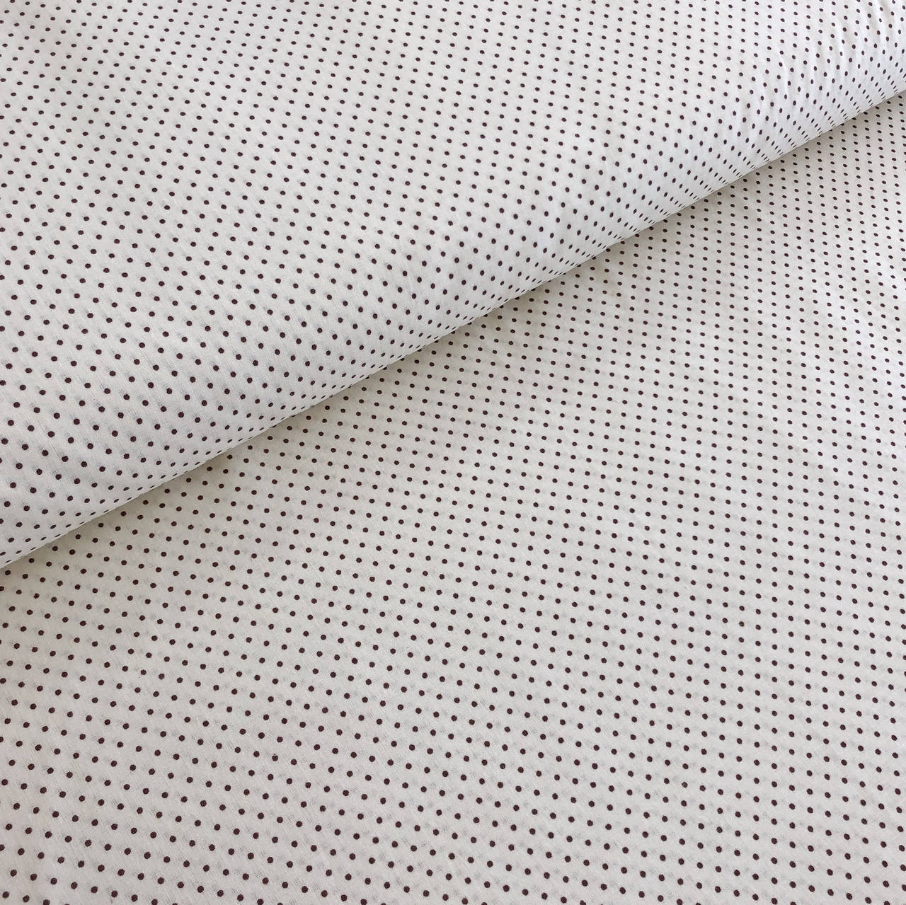 Польская хлопковая ткань "Горох мелкий коричневый на молочном", Разные цвета
Польская хлопковая ткань "Горох мелкий коричневый на молочном", Разные цвета