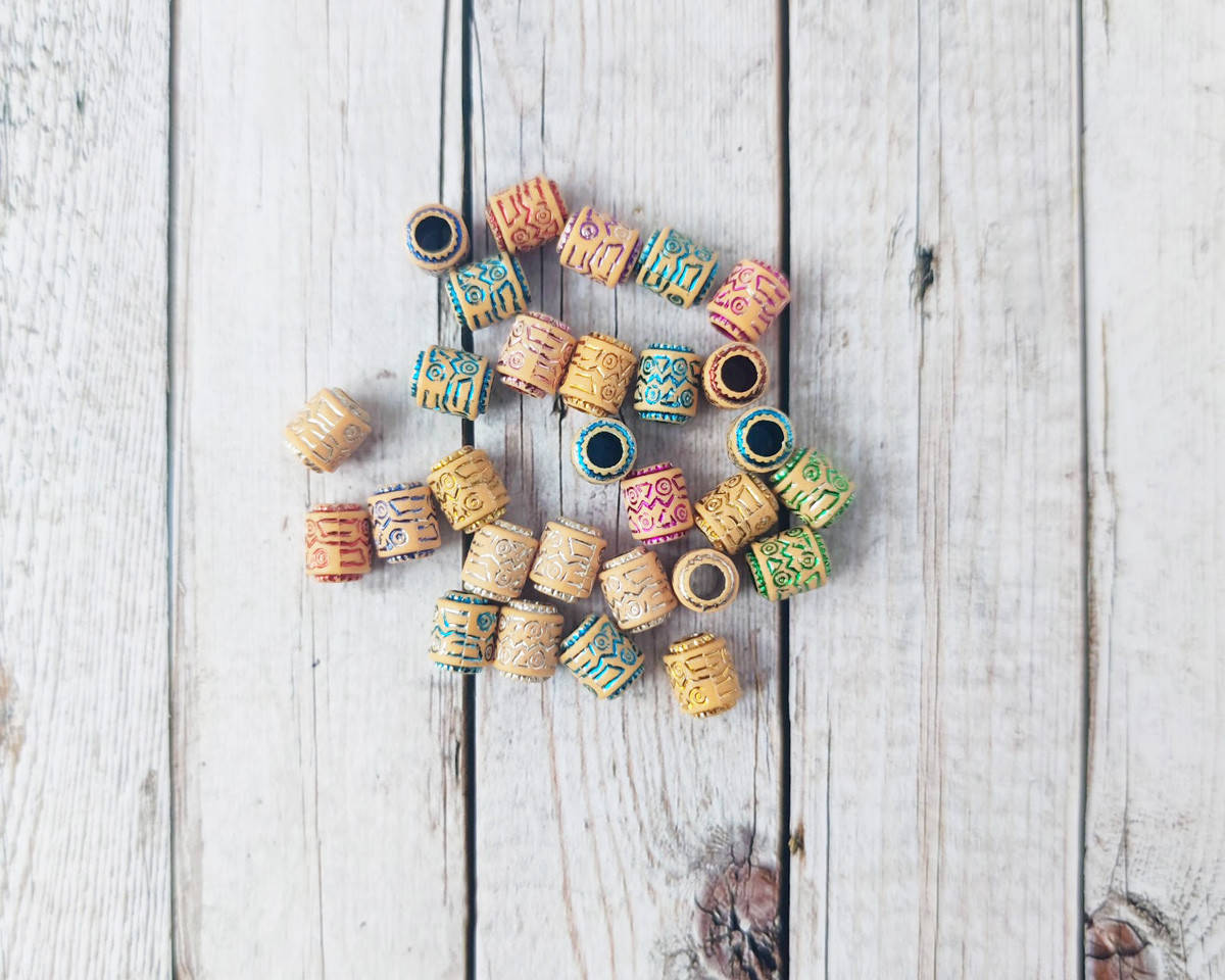 Бусины декоративные под керамику 8*7 мм. Микс 20 г 
Бусины декоративные под керамику 8*7 мм. Микс 20 г