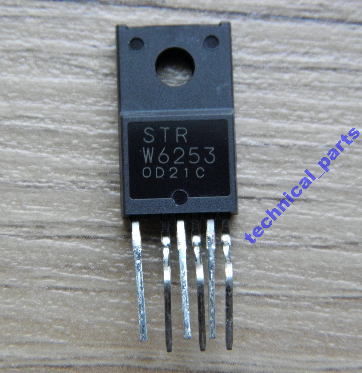 Микросхема STR-W6253 STRW6253 W6253