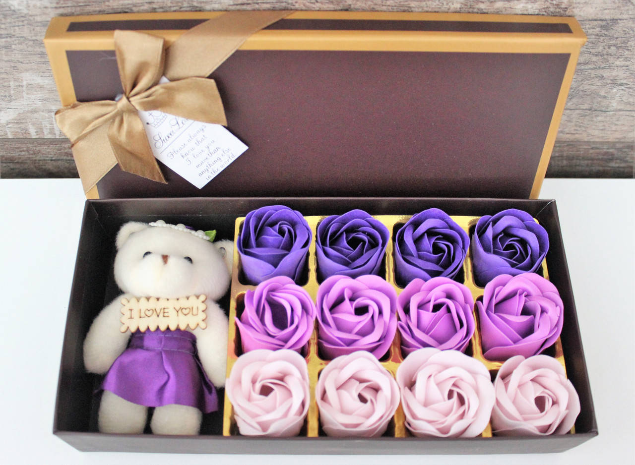Подарочный набор мыло из роз и плюшевым мишкой в фиолетовом цвете (PNR-014), Фиолетовый
Подарочный набор мыло из роз и плюшевым мишкой в фиолетовом цвете (PNR-014), Фиолетовый