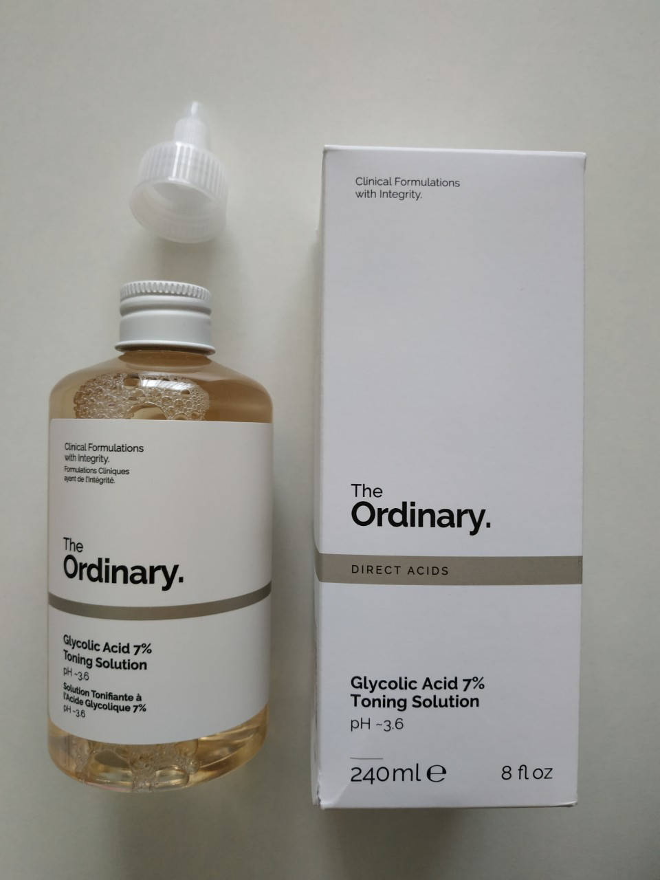 Обновляющий тоник с гликолиевой кислотой 7% The ordinary Glycolic Acid 7% Toning Solution, 240ml
Обновляющий тоник с гликолиевой кислотой 7% The ordinary Glycolic Acid 7% Toning Solution, 240ml