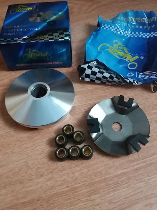 Yamaha Axis Aprio Jog вал 13mm D-95mm Вариатор передний + ролики (фирма Lipal) Япония - под оригинал
Yamaha Axis Aprio Jog вал 13mm D-95mm Вариатор передний + ролики (фирма Lipal) Япония - под оригинал