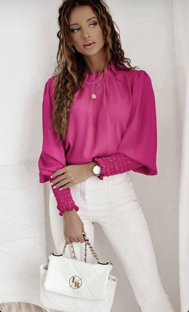 Стильная женская блузка софт 42-44,46-48 малина,зелёный,красный
Стильная женская блузка софт 42-44,46-48 малина,зелёный,красный