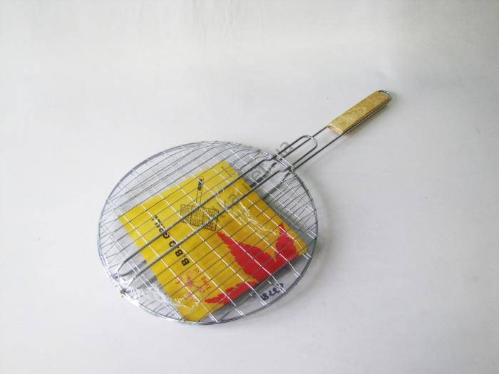 Барбекю нержавеющая с деревянной ручкой d 32 cm L 61 cm 
Барбекю нержавеющая с деревянной ручкой d 32 cm L 61 cm