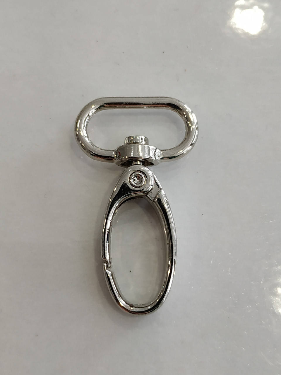 Карабин 20 мм никель
Карабин 20 мм никель