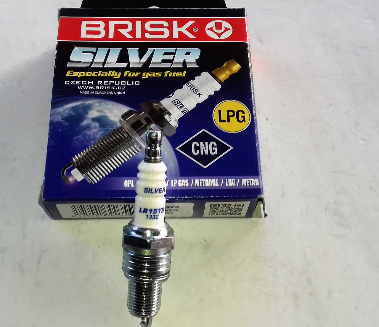 Свечи Brisk LR15YS Silver ВАЗ 2101-2107, 2108- 21099, 2113 - 2115 ,2121,нива, таврия, Lanos, Sens
Свечи Brisk LR15YS Silver ВАЗ 2101-2107, 2108- 21099, 2113 - 2115 ,2121,нива, таврия, Lanos, Sens