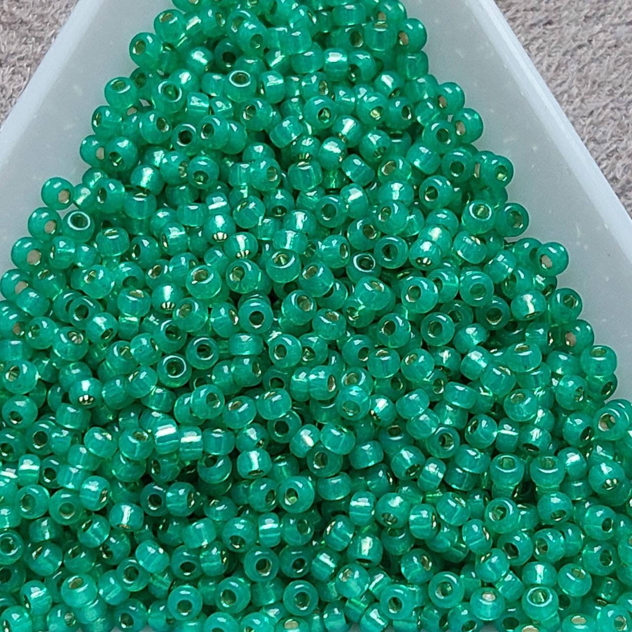 Японский бисер Miyuki Round 11/0 646
Японский бисер Miyuki Round 11/0 646