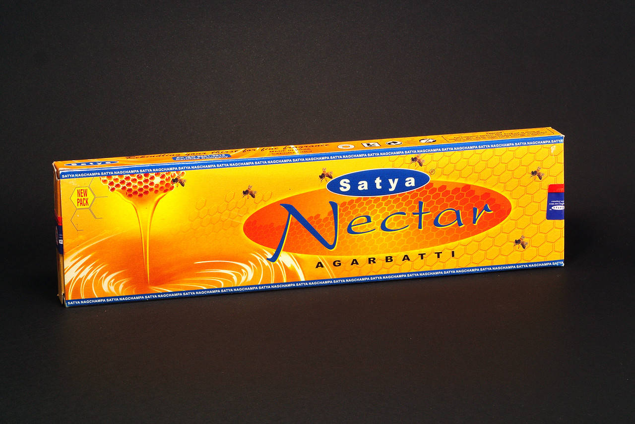 Благовония Nectar (Нектар) от фирмы Satya (Сатья). Аромат сандала, экзотических цветов и меда, 45 г
Благовония Nectar (Нектар) от фирмы Satya (Сатья). Аромат сандала, экзотических цветов и меда, 45 г