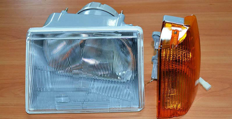 Фара передняя левая Заз 1102 таврия,1103 Славута ESER
Фара передняя левая Заз 1102 таврия,1103 Славута ESER