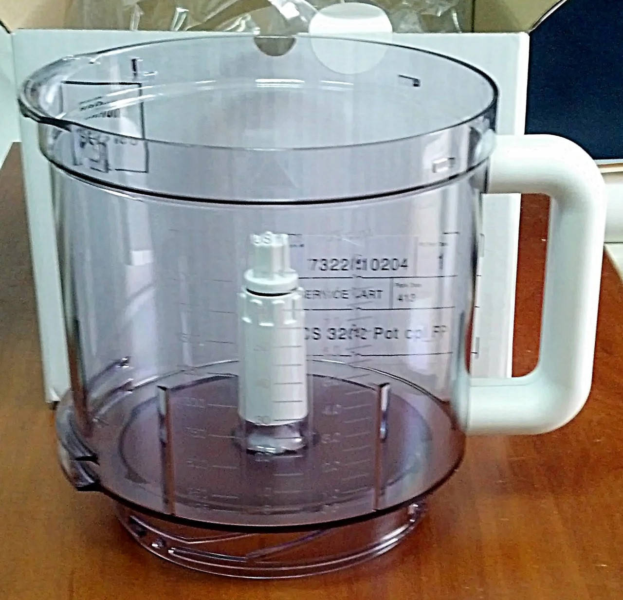 Чаша для комбайна Braun FP 3010 WH FP 3020 WH FX 3020 WH FX 3030 WH K 600 FP WH K 650 K 650 FP WH K 700 K 700
Чаша для комбайна Braun FP 3010 WH FP 3020 WH FX 3020 WH FX 3030 WH K 600 FP WH K 650 K 650 FP WH K 700 K 700
