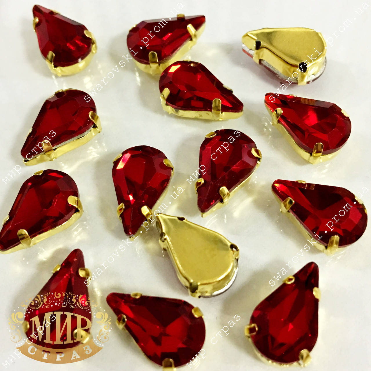 Стразы в золотых цапах Siam, Размер 8x13мм*1шт
Стразы в золотых цапах Siam, Размер 8x13мм*1шт