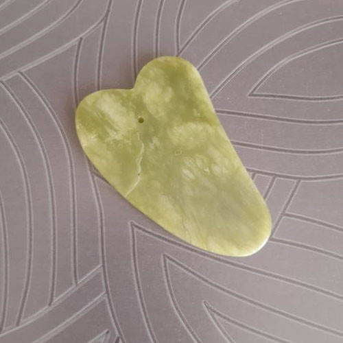 Скребок нефритовый Гуаша 
Скребок нефритовый Гуаша