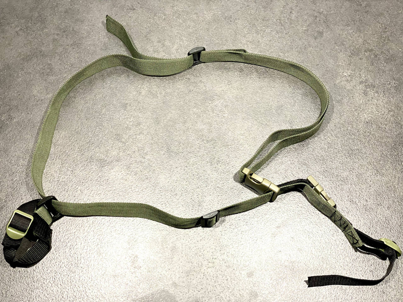 Ремень трёхточечный для ак 3 точечный
Ремень трёхточечный для ак 3 точечный