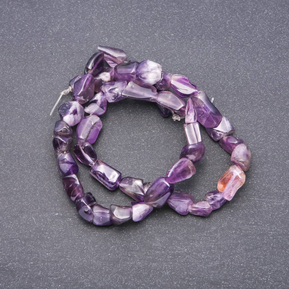 Бусины натуральный камень Аметист галтовка d-5х11мм нитка L-38см
Бусины натуральный камень Аметист галтовка d-5х11мм нитка L-38см