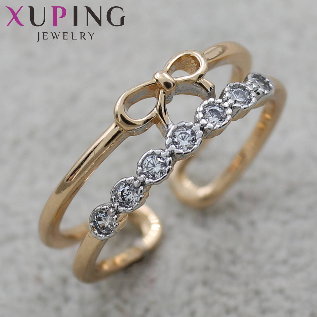 Кольцо золотистое незамкнутое двухслойное Xuping Jewelry бантик с кристаллами медицинское золото 18K
Кольцо золотистое незамкнутое двухслойное Xuping Jewelry бантик с кристаллами медицинское золото 18K