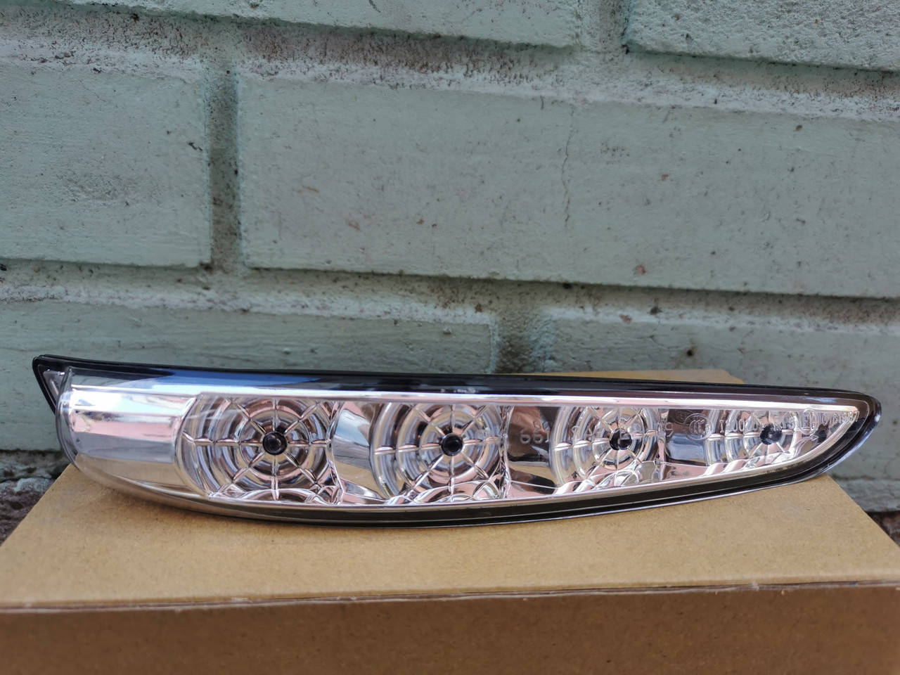 Повторитель поворота в зеркало правый Hyundai Sonata YF (Хюндай Соната) 2010-2014 (Fps)
Повторитель поворота в зеркало правый Hyundai Sonata YF (Хюндай Соната) 2010-2014 (Fps)