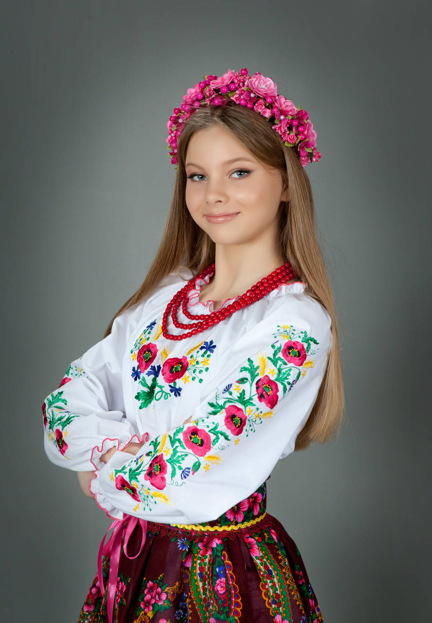 Современный женский веночек на обруче с цветами №1241
Современный женский веночек на обруче с цветами №1241