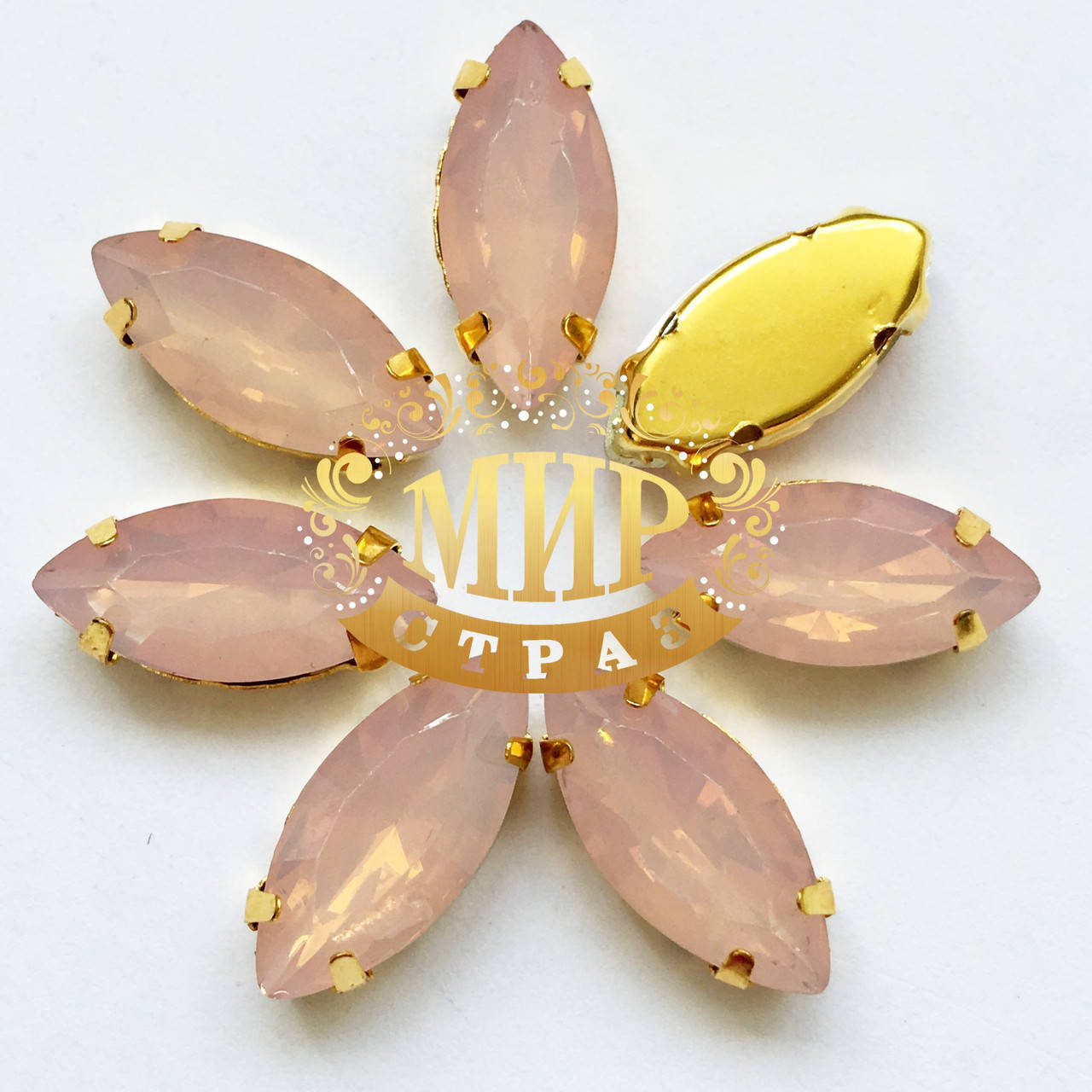 Cтразы в золотых цапах Лодочка 7х15мм Цвет Pink Opal, Белый 
Cтразы в золотых цапах Лодочка 7х15мм Цвет Pink Opal, Белый