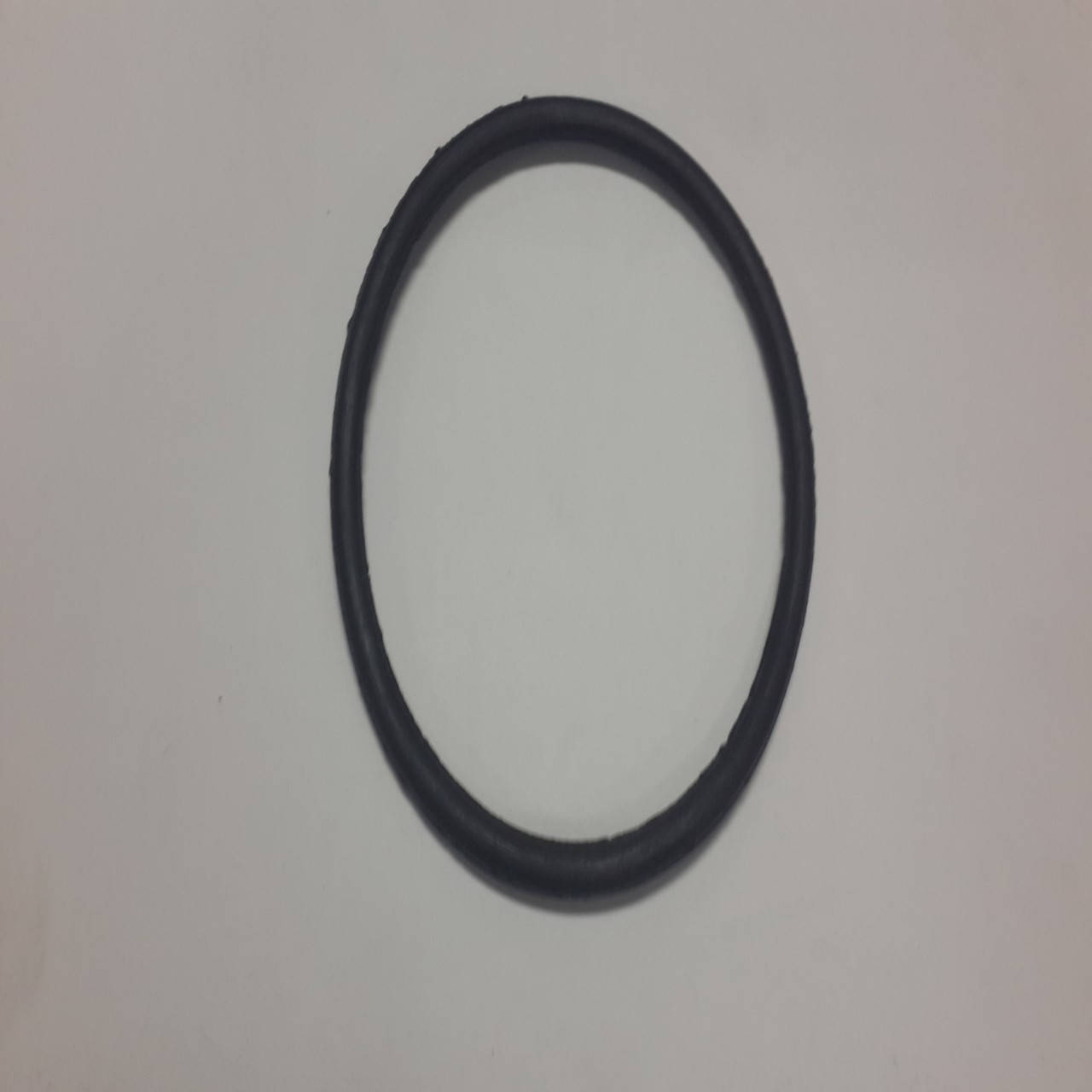 Уплотнитель крышки фары на Ланос 
Уплотнитель крышки фары на Ланос