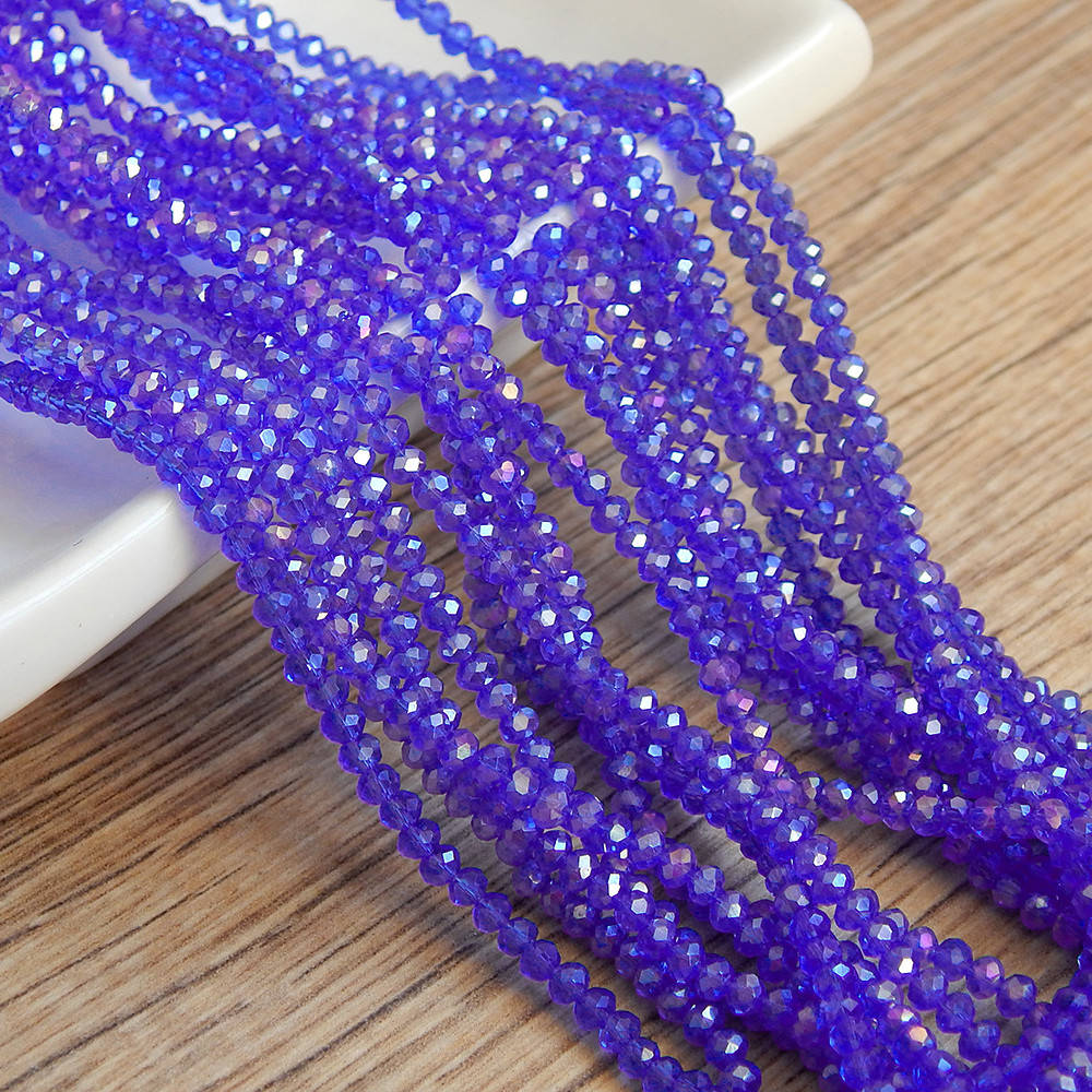 Бусины хрустальные 2х2 мм, синий прозрачный с АБ (уп.165-175 шт) 
Бусины хрустальные 2х2 мм, синий прозрачный с АБ (уп.165-175 шт)