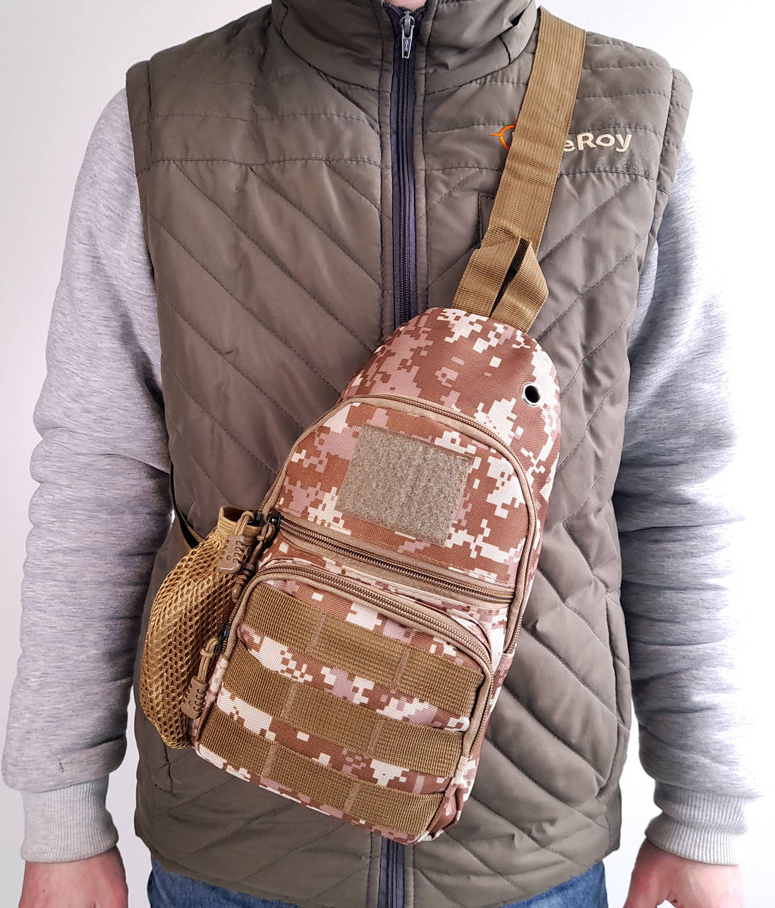 Рюкзак однолямочный - военная сумка через плечо LeRoy Tactical светлый пиксель, Камуфляж пиксель
Рюкзак однолямочный - военная сумка через плечо LeRoy Tactical светлый пиксель, Камуфляж пиксель