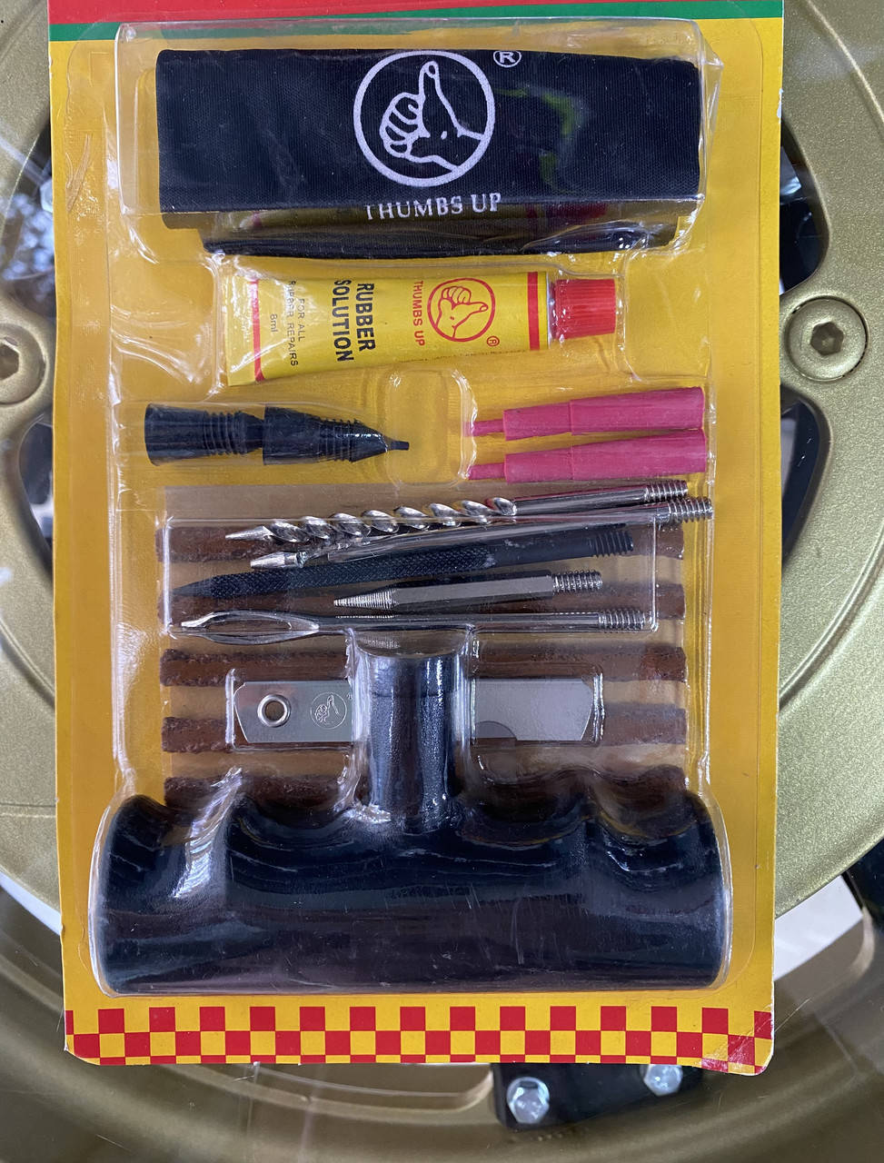 Набор для ремонта шин Motorace LBС-004
Набор для ремонта шин Motorace LBС-004